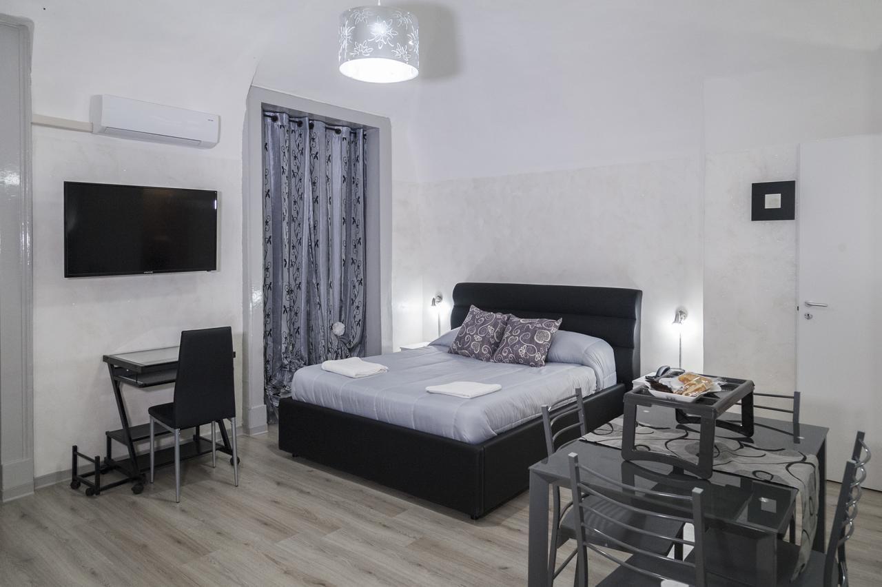 Couette-café Etnea Palace 3*